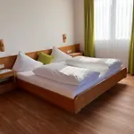 Wachter Guest house